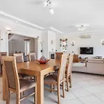 Villa Sunflower